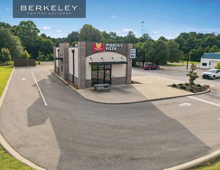 Primary Photo Of 1683 S Highland Ave, Jackson Fast Food For Sale