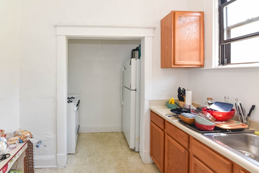 More Photos Of 2107-2111 Park Ave, Baltimore Apartments For Sale