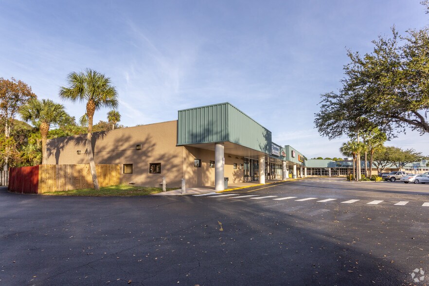 More Photos Of 6351 Bayshore Rd, North Fort Myers Unknown For Lease