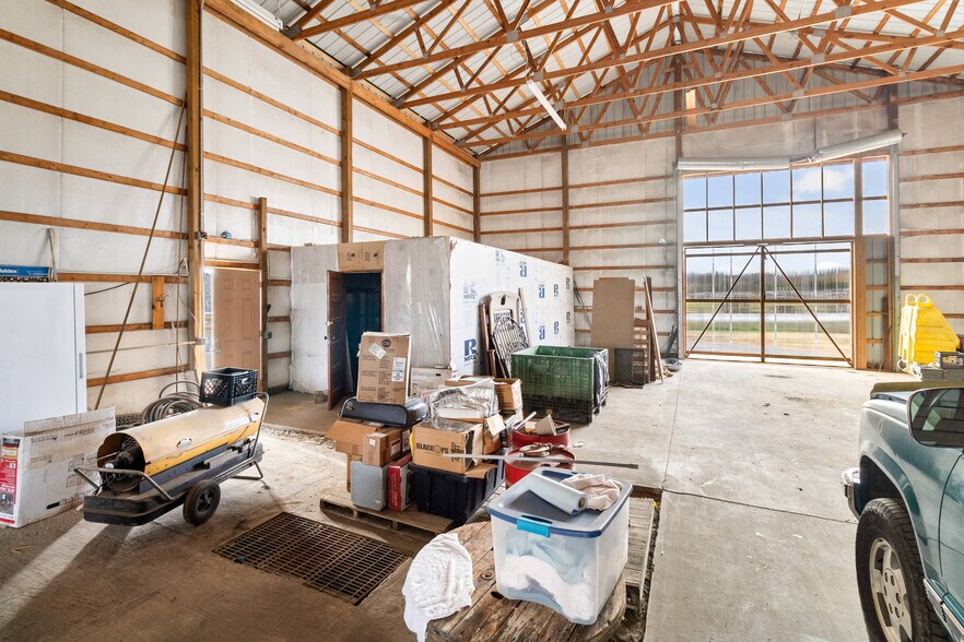 More Photos Of 372 Jones St, Decatur Warehouse For Sale