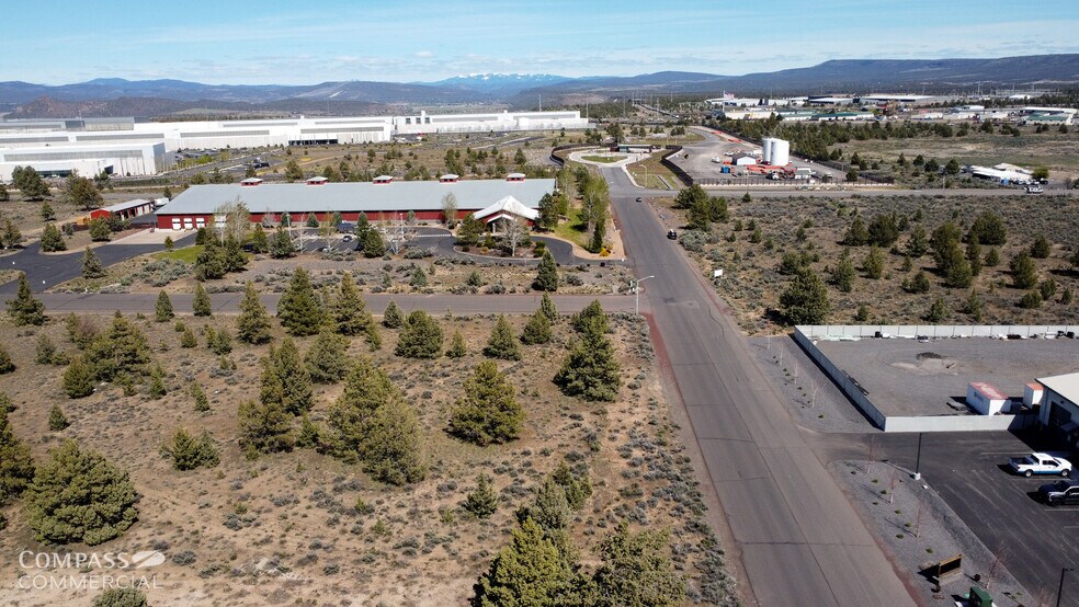 More Photos Of 1055 Commerce Court Ct, Prineville Land For Sale