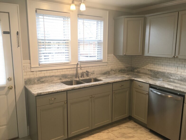 More Photos Of , Lexington Specialty For Sale