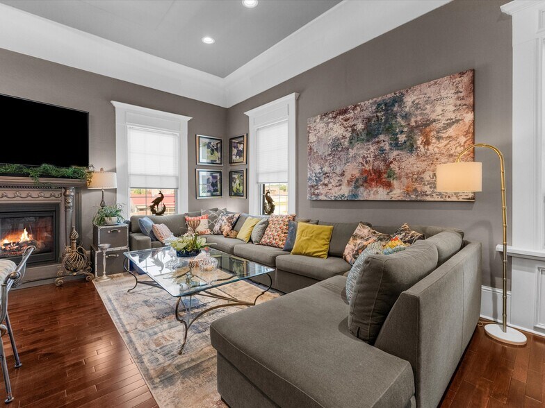 More Photos Of 9 Park St, Chatham Storefront For Sale