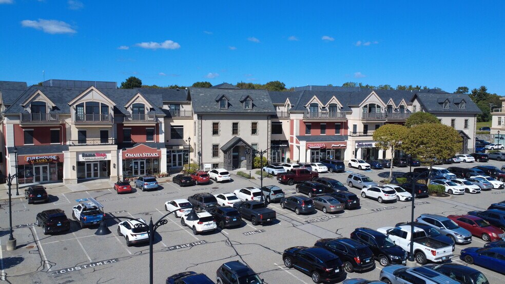 More Photos Of Sockanosset Cross Rd @ Rt. 2, Cranston Unknown For Lease