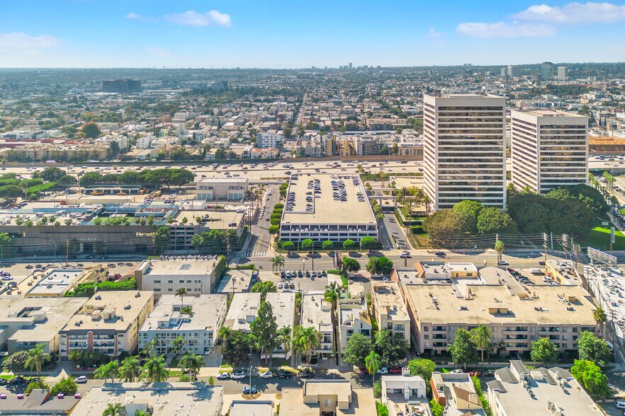 More Photos Of 1749 Bentley Ave, Los Angeles Apartments For Sale