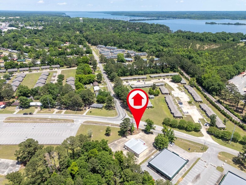 More Photos Of 511 State Docks Rd, Eufaula Medical For Sale
