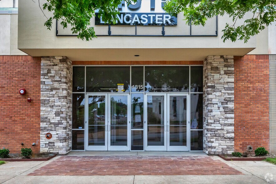 More Photos Of 4315 S Lancaster Rd, Dallas Office For Lease