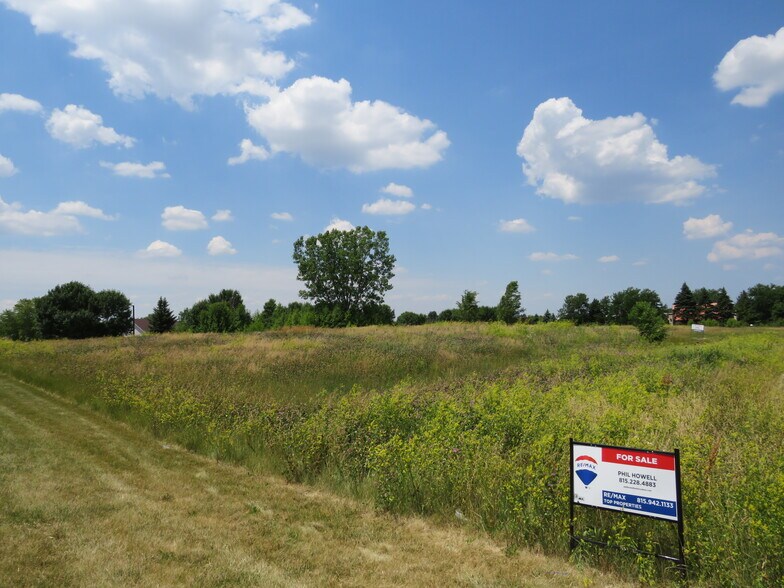 More Photos Of Weber Rd & Carillon Dr, Romeoville Land For Sale