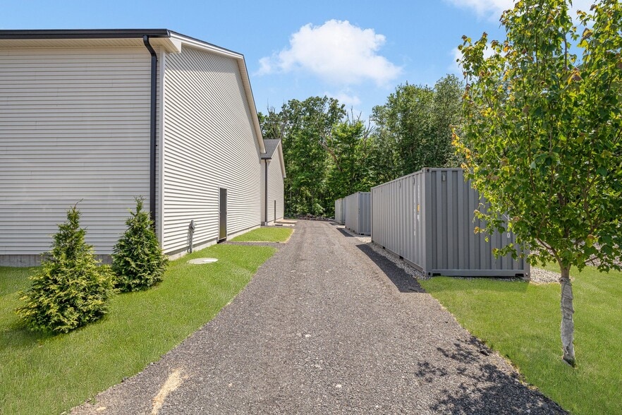 More Photos Of 169 Norwich Rd, Plainfield Warehouse For Sale