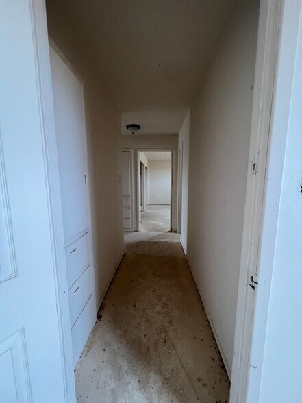 More Photos Of 2500 N Main St, Tahoka Hotel For Sale