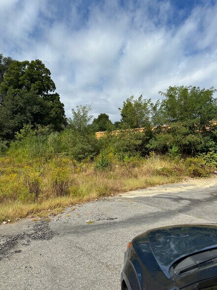 More Photos Of 148-152 Great Rd, Stow Unknown For Lease