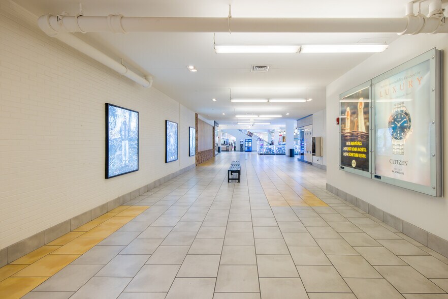 More Photos Of 2301-2401 Liberty Heights Ave, Baltimore Unknown For Lease