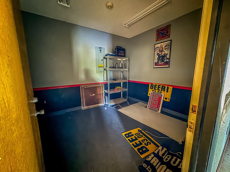 More Photos Of 615 Old Hospital Dr, Brooksville Land For Sale