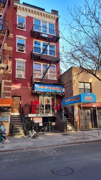 More Photos Of 146 W 4th St, New York Multifamily For Sale