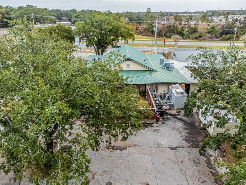 More Photos Of 131 New Warrington Rd, Pensacola Restaurant For Sale