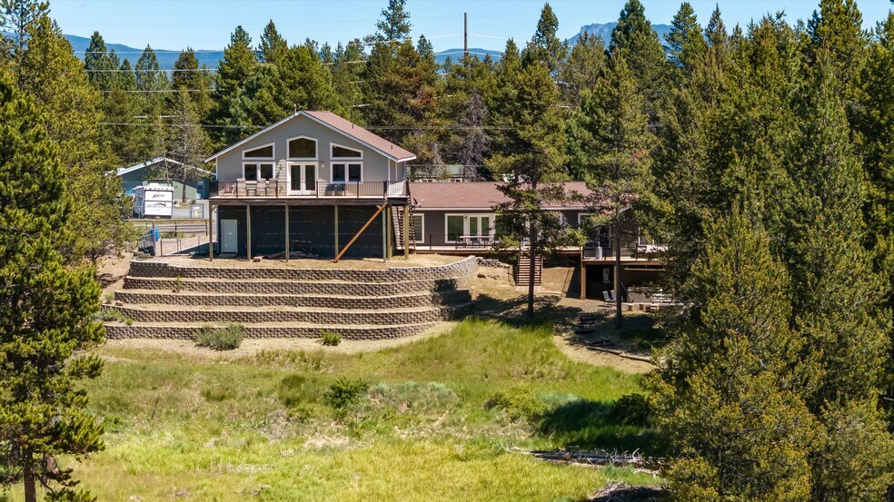 More Photos Of 53345 Riverview Dr, La Pine Multifamily For Sale