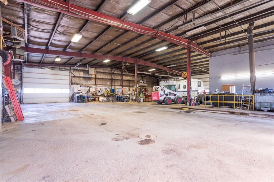 More Photos Of 310 Williams Industrial Dr, Neilburg Service For Sale