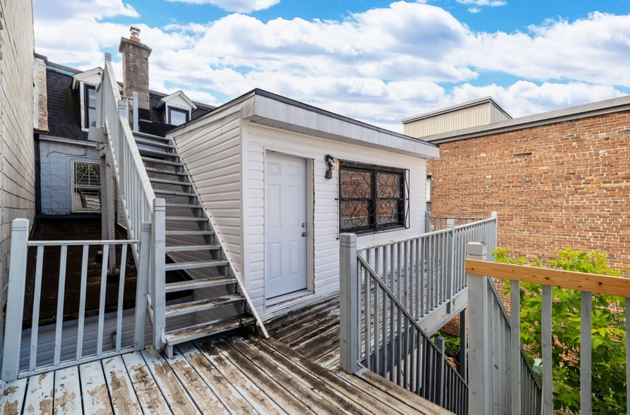 More Photos Of 113 Murray St, Ottawa Office For Sale