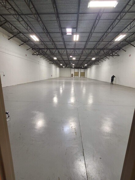 More Photos Of 1750 Young Ct, Norcross Warehouse For Lease