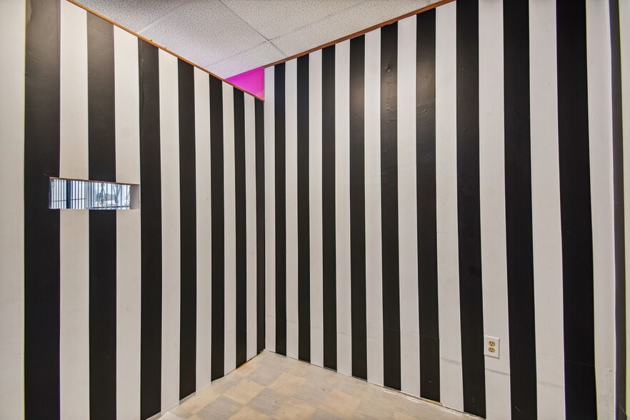 More Photos Of 1006 6th St NW, Winter Haven Freestanding For Lease