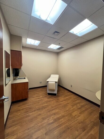 More Photos Of 1213 S Main St, Milton-Freewater Rehabilitation Center For Lease