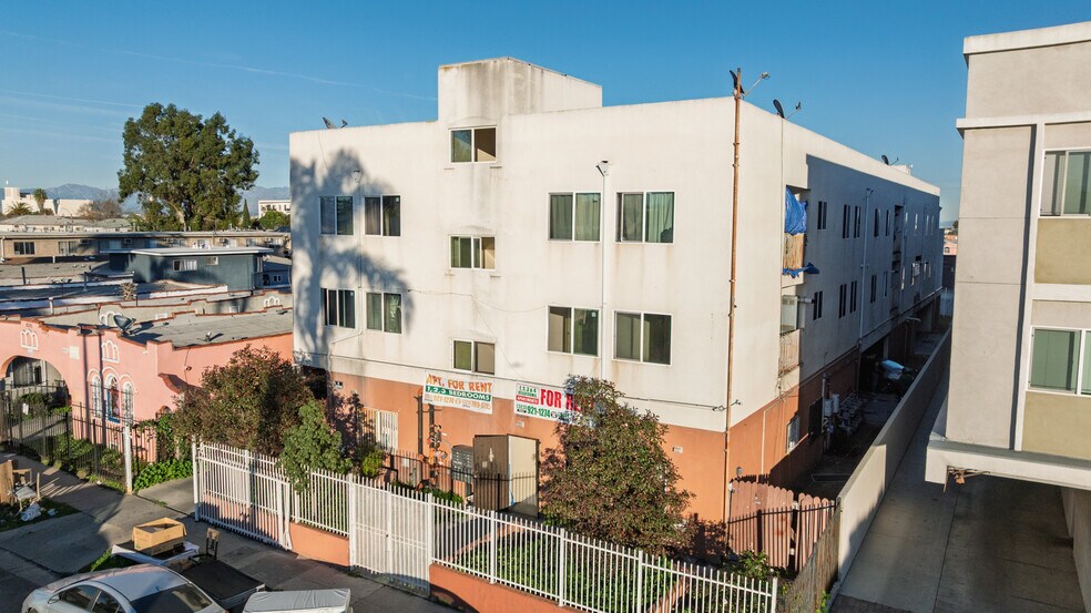 More Photos Of 6332 Brynhurst Ave, Los Angeles Apartments For Sale