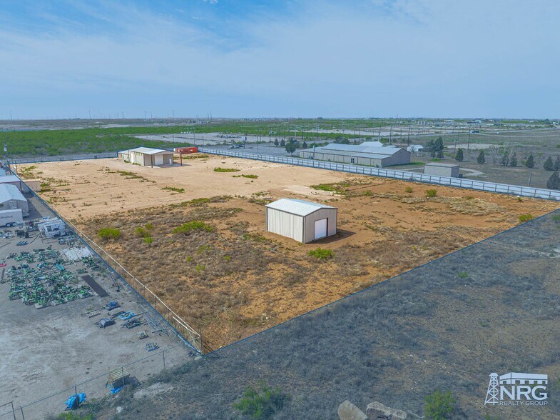 More Photos Of 9507 FM 307, Midland Distribution For Lease
