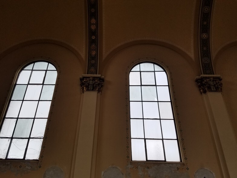 More Photos Of 5th Ave & Broadway St, Scranton Religious Facility For Sale