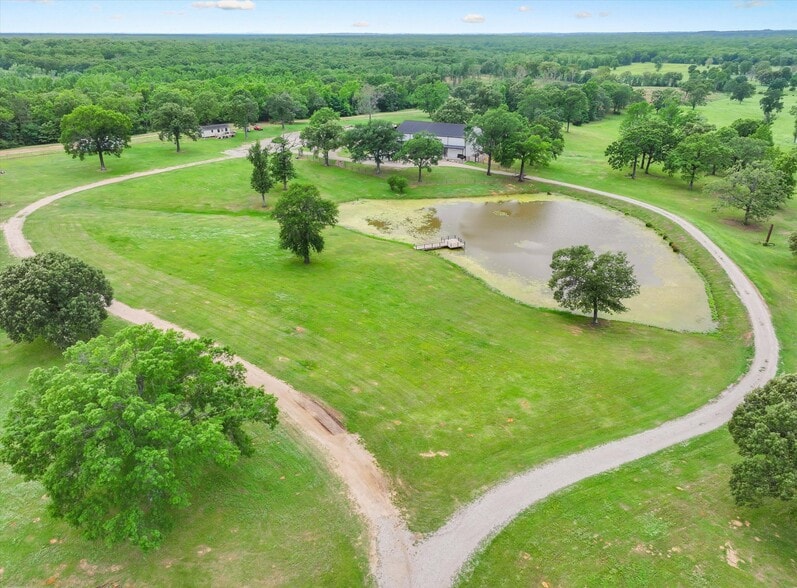 More Photos Of 1972 FM 857, Grand Saline Trailer Camper Park For Sale