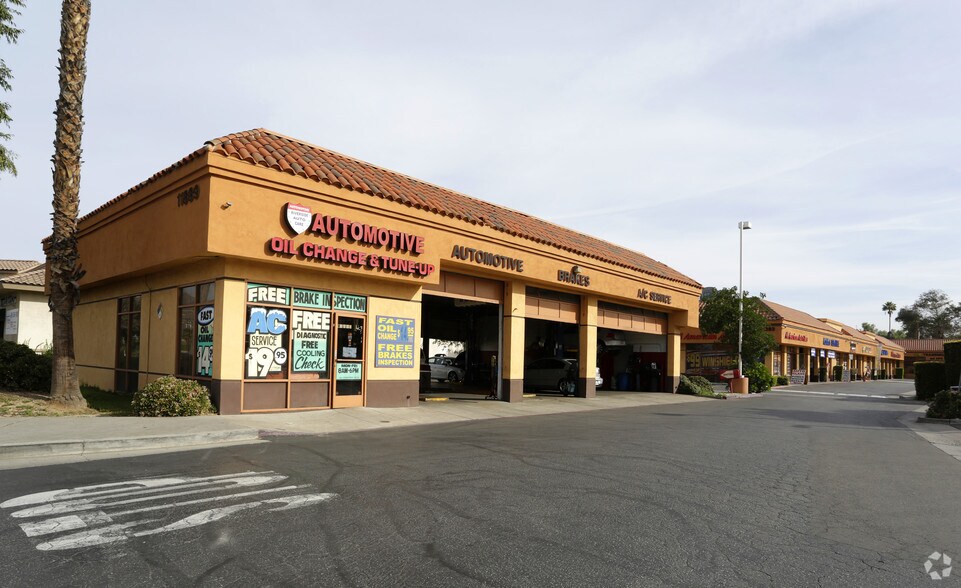 Primary Photo Of 11881-11889 Magnolia Ave, Riverside Unknown For Lease