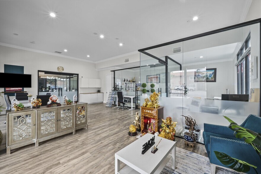 More Photos Of 9908 Artesia Blvd, Bellflower Storefront Retail Office For Sale