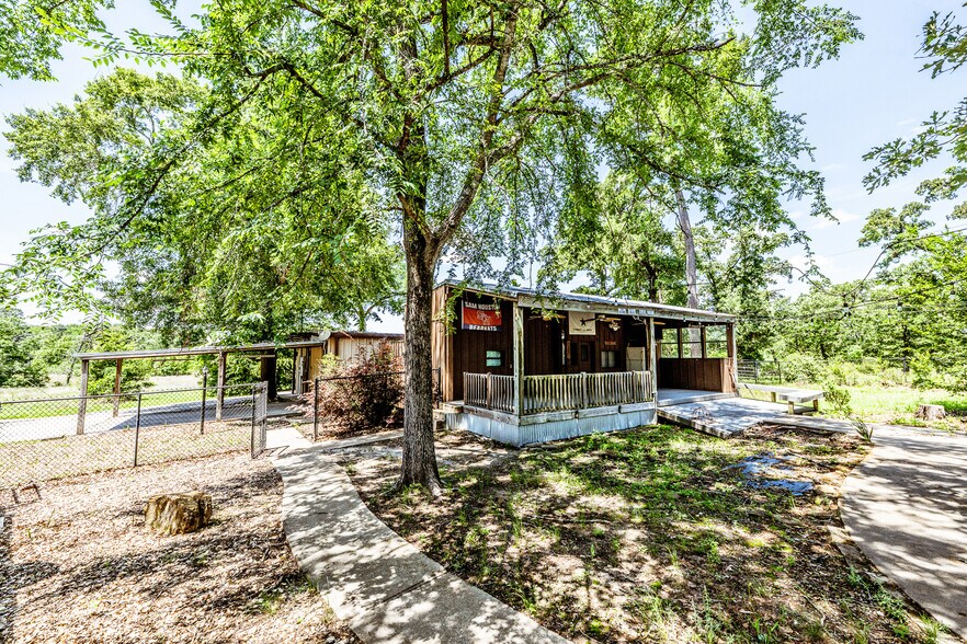 More Photos Of 1726 I-45 North, Huntsville Land For Sale