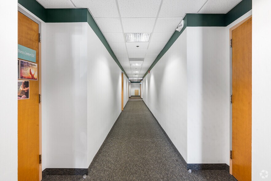 More Photos Of 2900 Main St, Stratford Medical For Sale