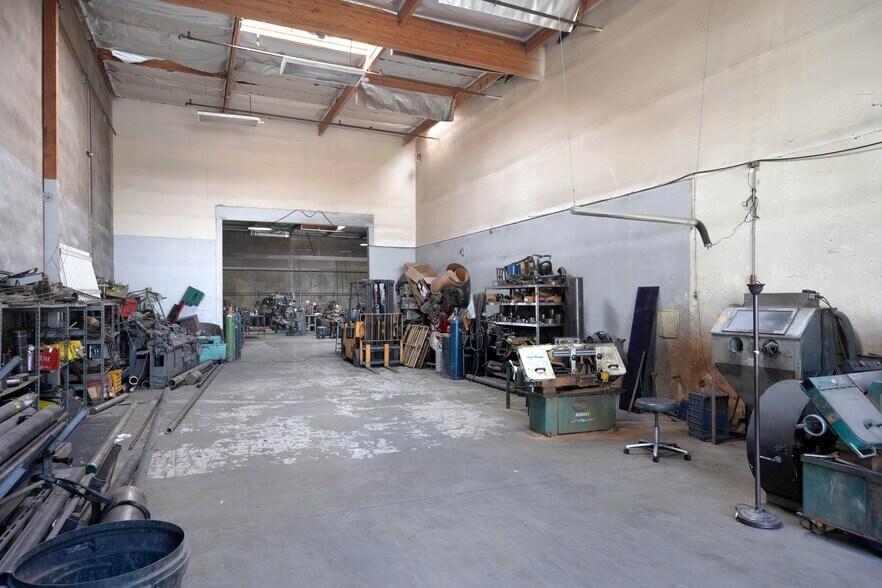 More Photos Of 9216 Bally Ct, Rancho Cucamonga Warehouse For Sale