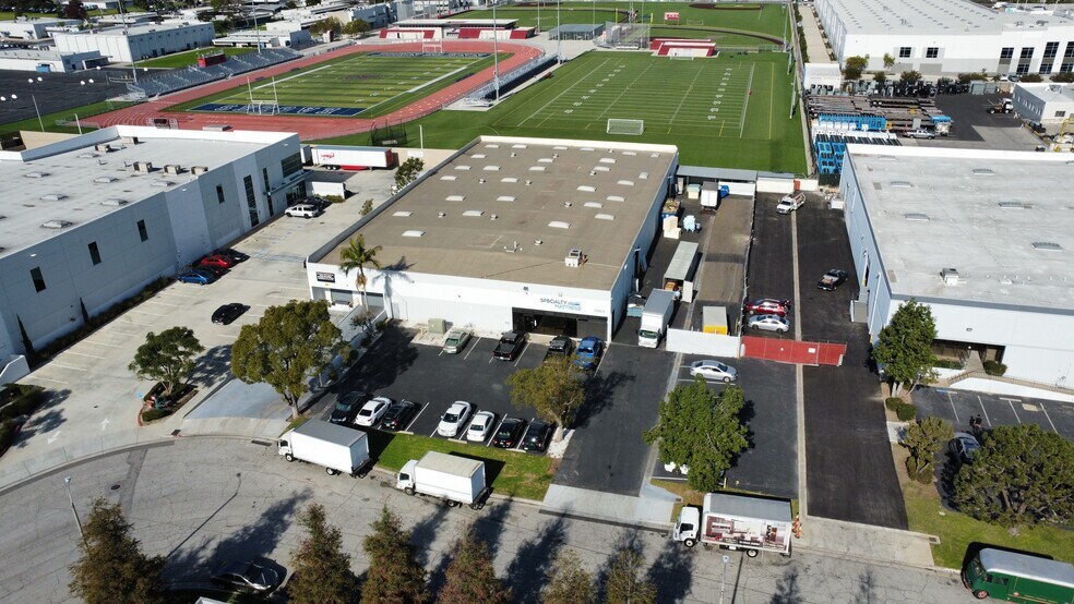 More Photos Of 13903 Maryton Ave, Santa Fe Springs Warehouse For Lease