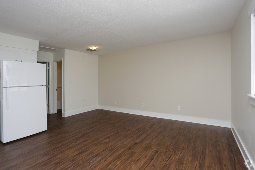 More Photos Of 30 Allen Ave, Asheville Apartments For Sale