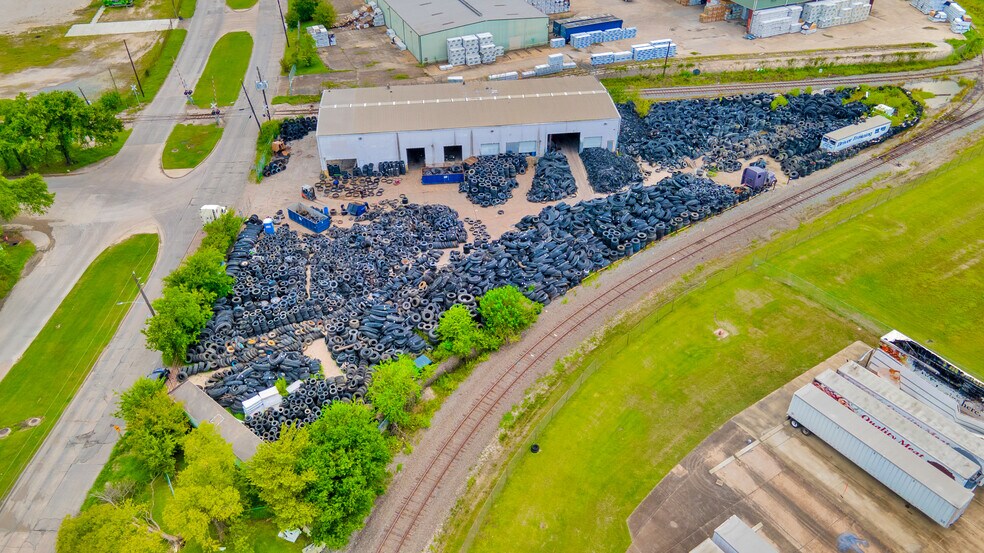 More Photos Of 620 Gellhorn Dr, Houston Warehouse For Sale