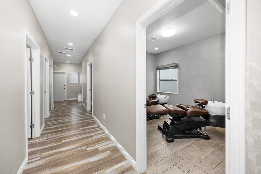 More Photos Of 9511 Las Tunas Dr, Temple City Medical For Sale
