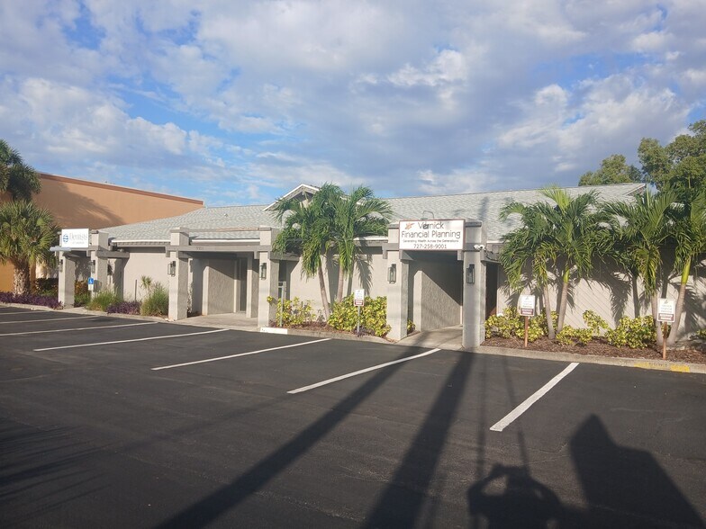 More Photos Of 9303 Seminole Blvd, Seminole Medical For Lease