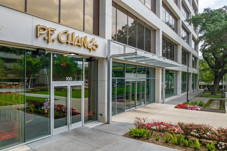 More Photos Of 5251 Westheimer Rd, Houston Unknown For Lease