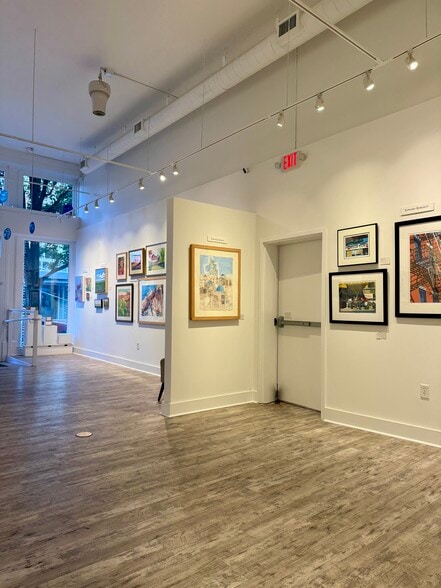 More Photos Of 22 Campbell Ave SE, Roanoke Storefront Retail Residential For Sale