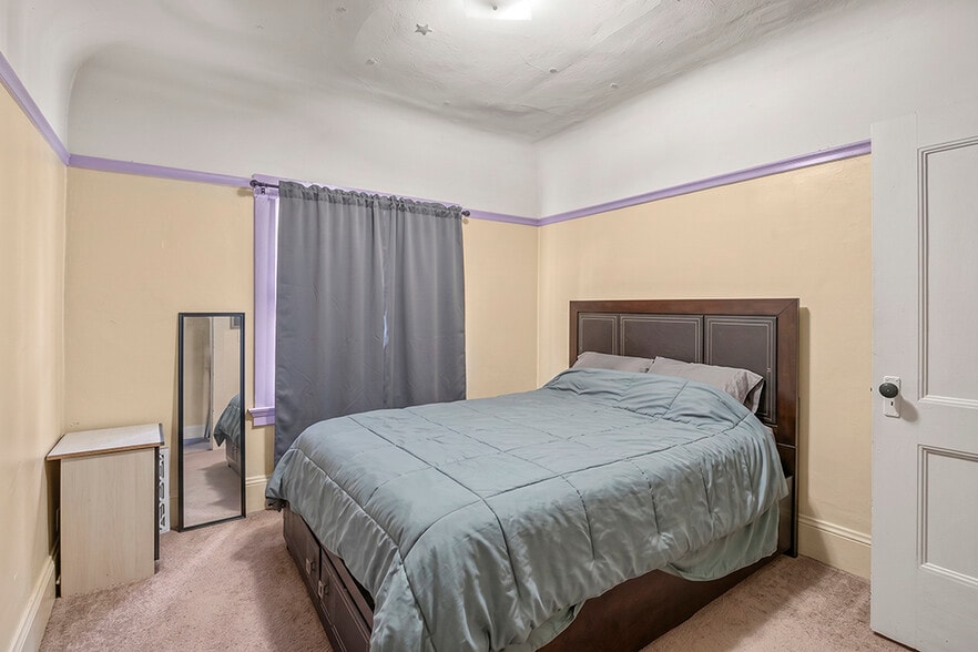 More Photos Of , Oakland Multifamily For Sale