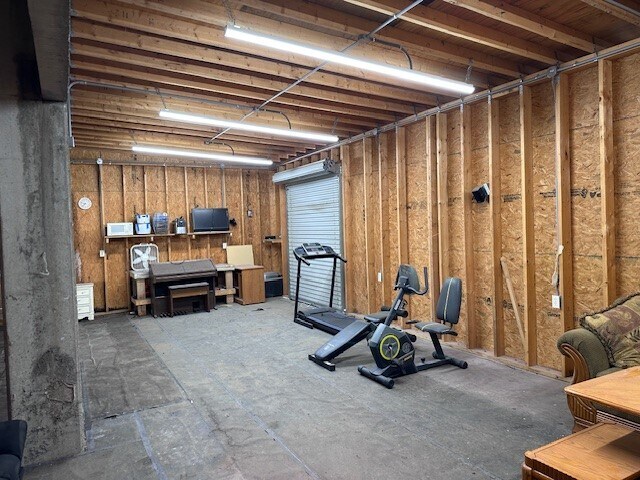 More Photos Of 761 Wesley Ave, Tarpon Springs Manufacturing For Sale