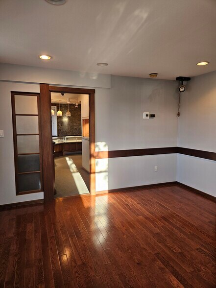 More Photos Of 3144 Hamilton Blvd, Allentown Storefront Retail Office For Sale