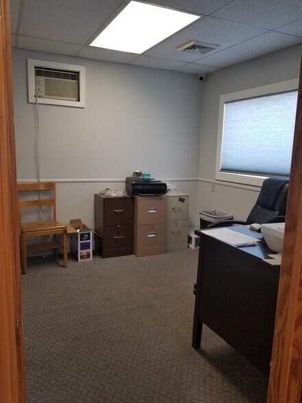 More Photos Of 914 Lackawanna, Horseheads Warehouse For Sale