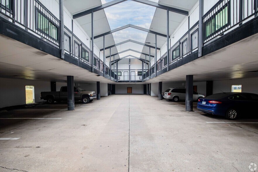 More Photos Of 425 W Taft St, Wichita Apartments For Sale