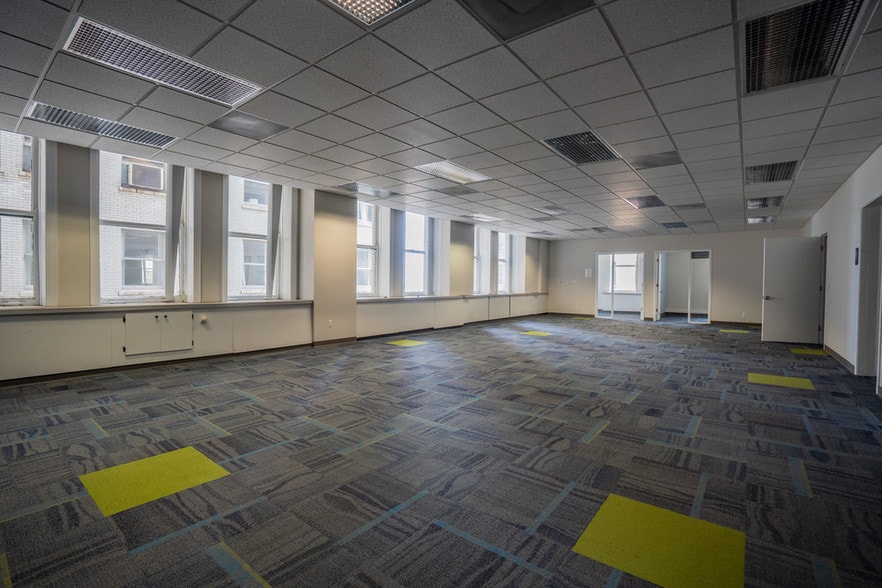 More Photos Of 615 Griswold St, Detroit Office For Lease