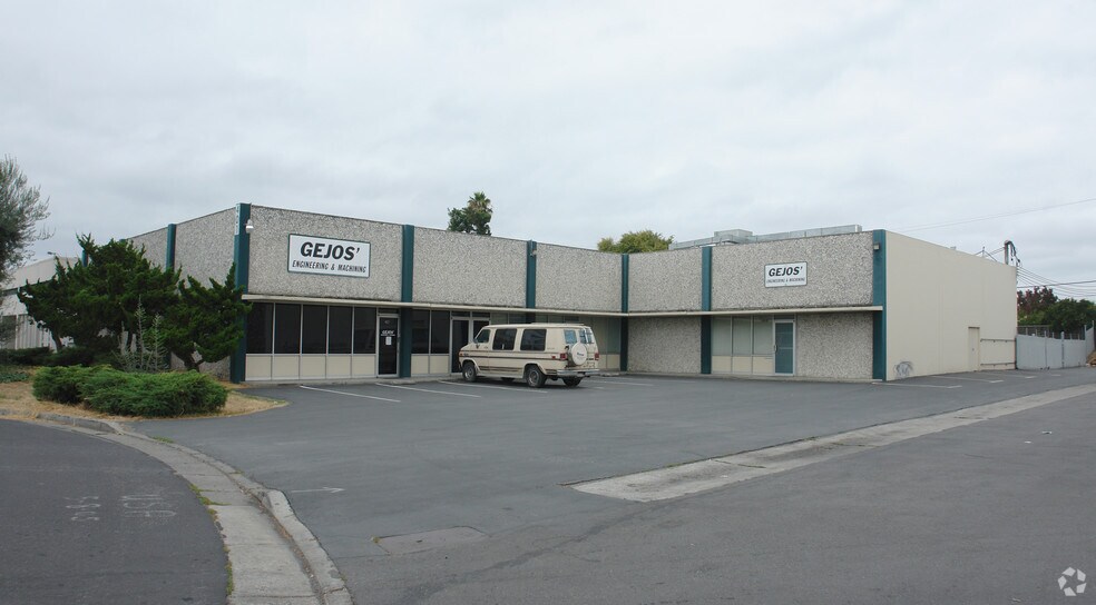 More Photos Of 401 Nelo St, Santa Clara Manufacturing For Lease