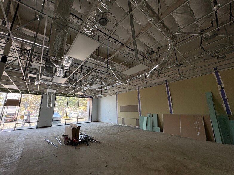 More Photos Of 4235 University Pky, San Bernardino Storefront Retail Office For Lease