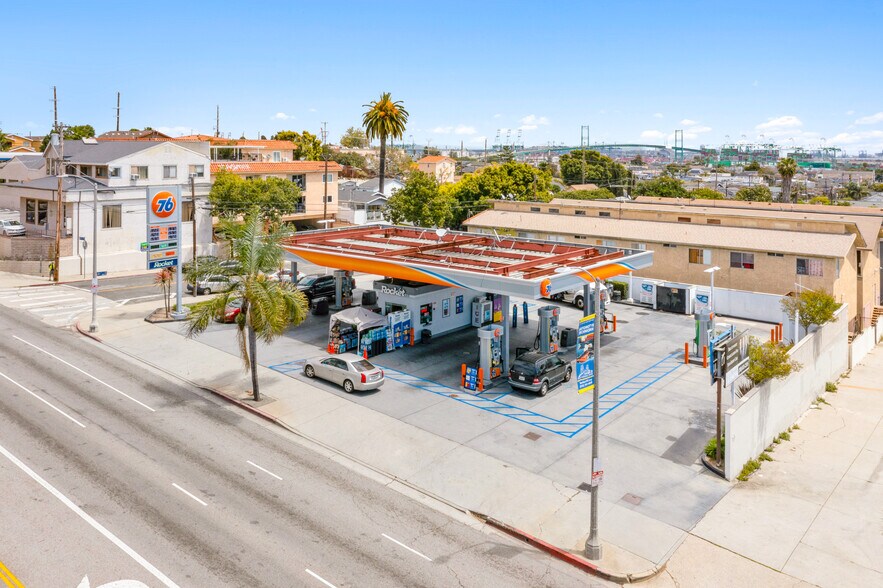 More Photos Of 210 S Gaffey St, San Pedro Service Station For Sale